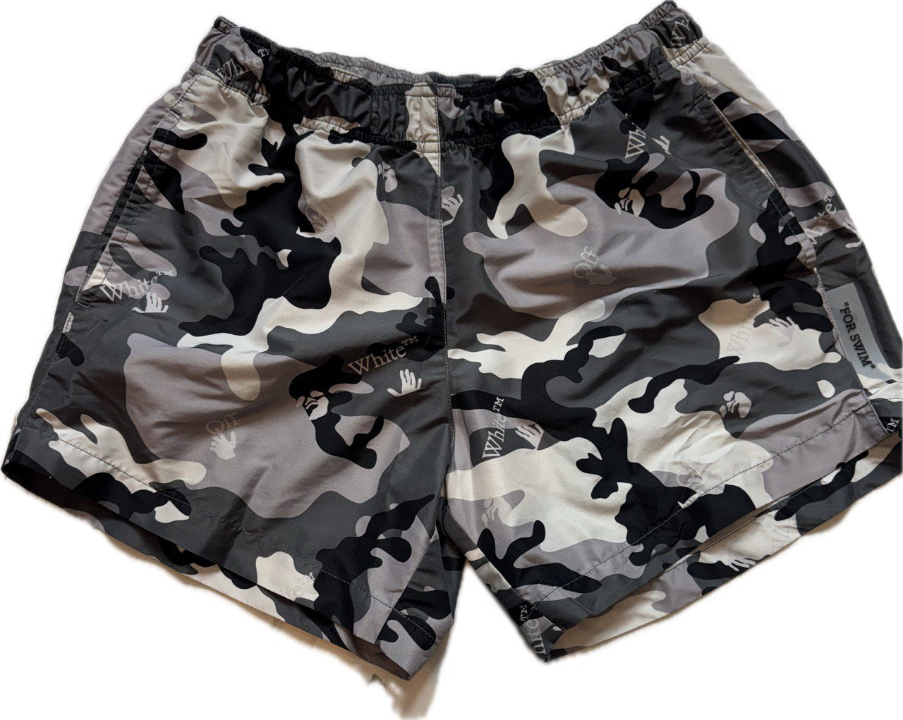 Off White - Shorts S