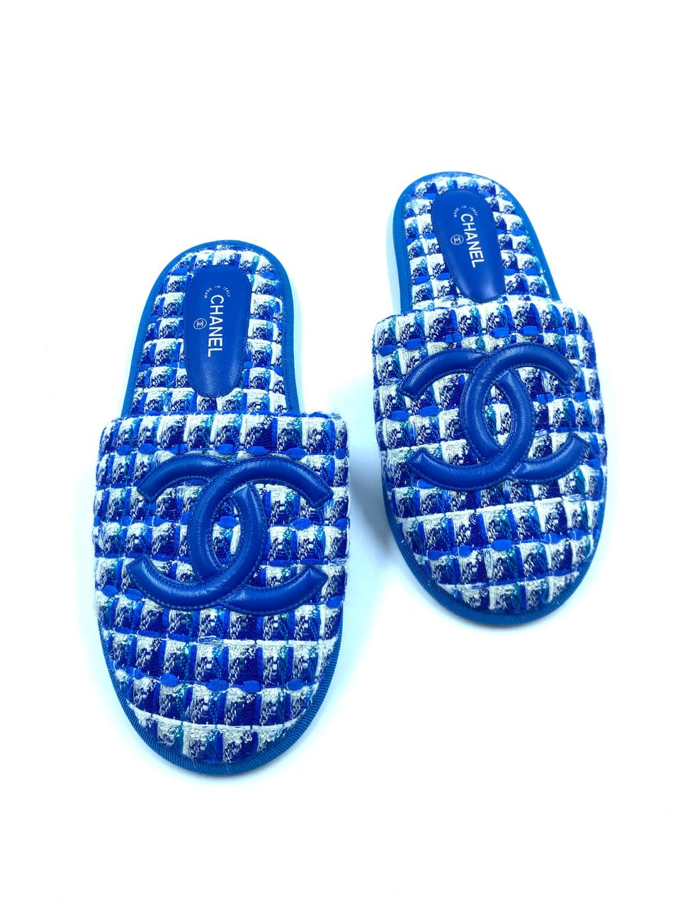 Chanel - Slippers M