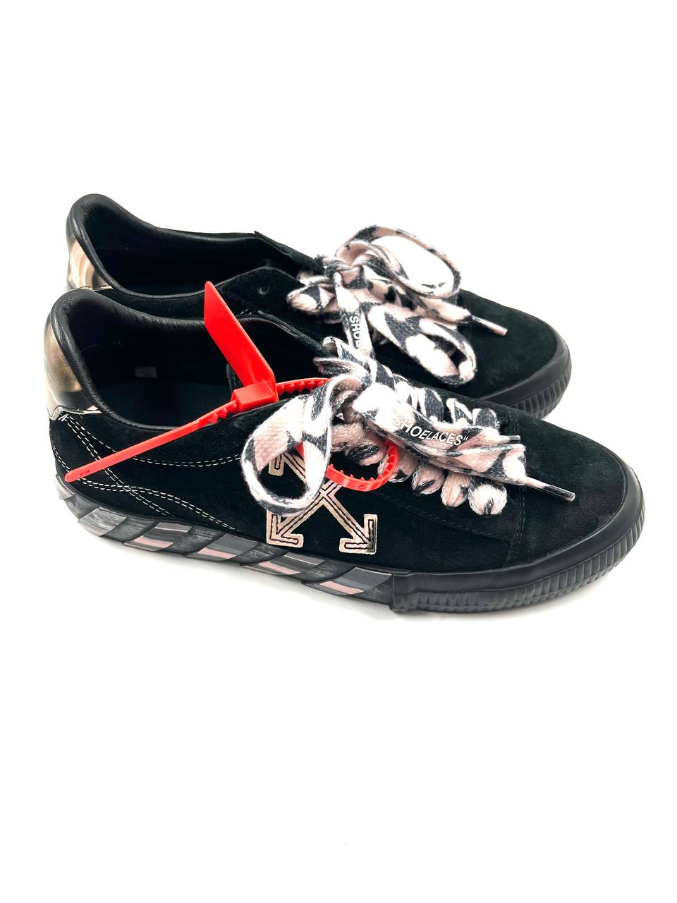 Off White - Sneakers 40