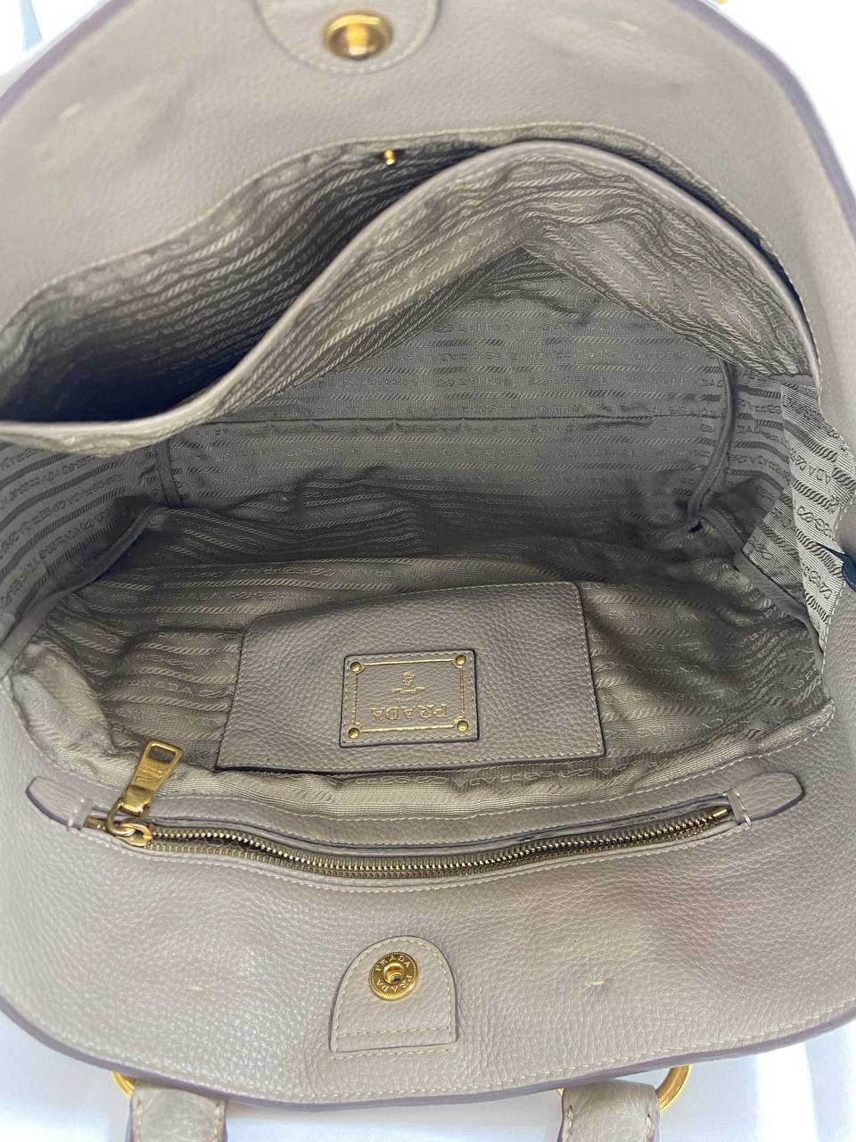 Prada - Handbag