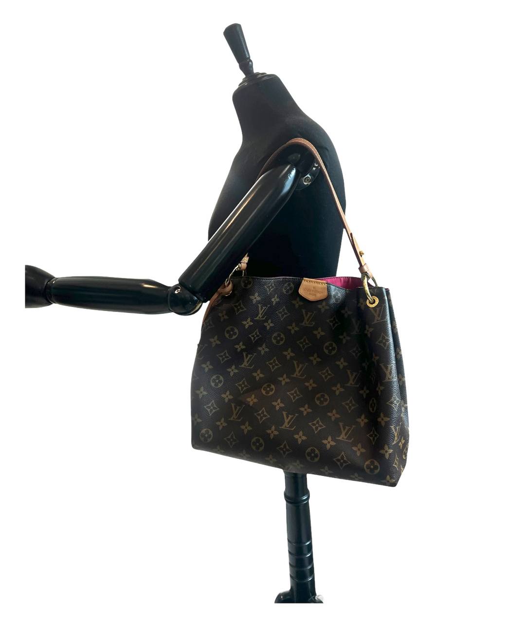 Louis Vuitton - Shoulder Bag
