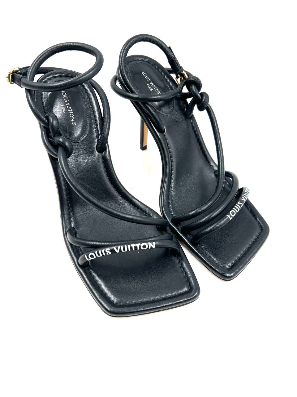 Louis Vuitton - Heels - 38