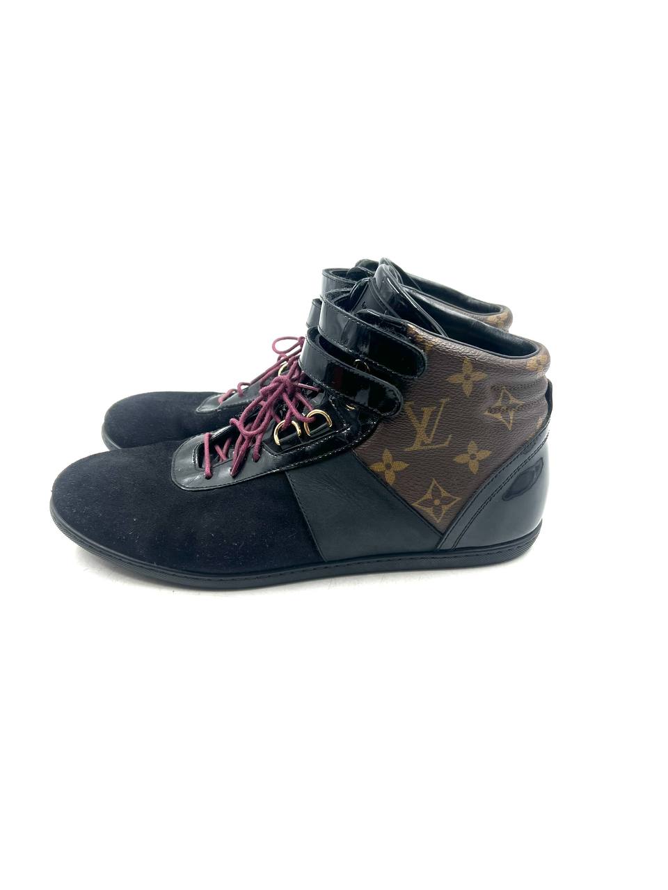 Louis Vuitton - Sneakers - 38