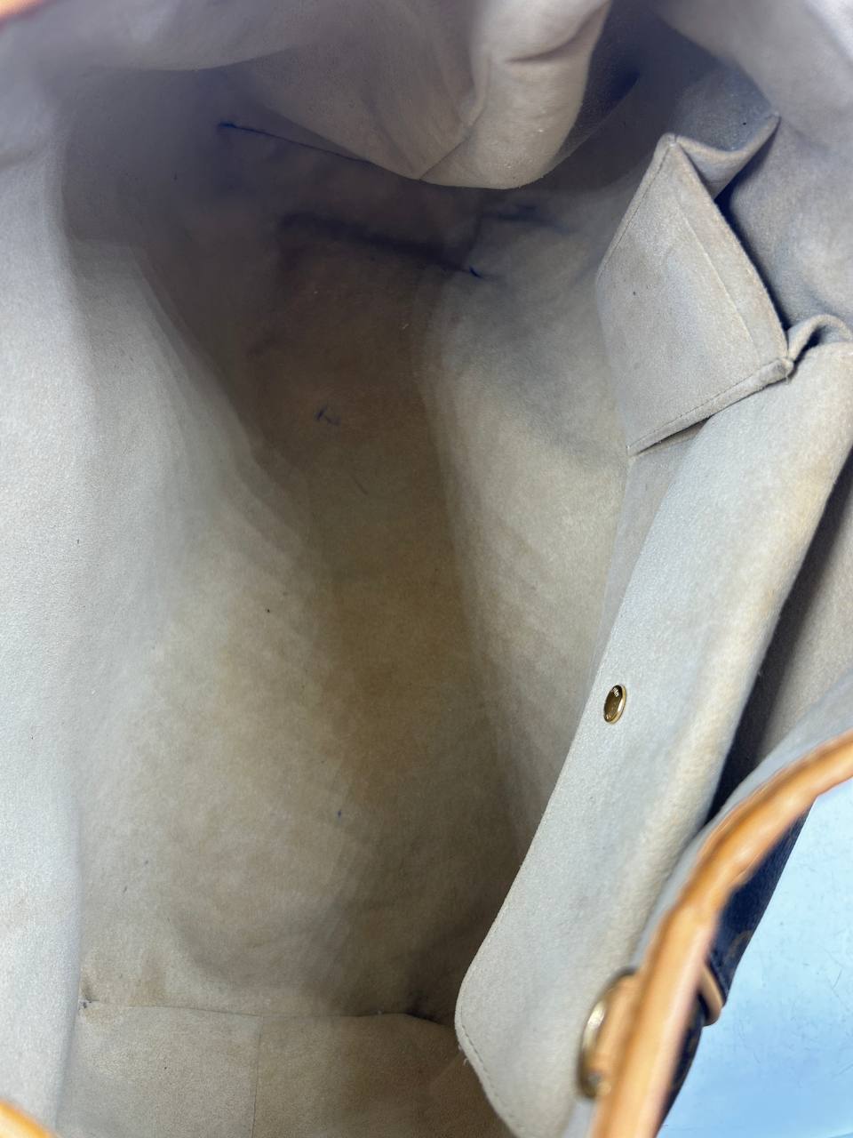 Louis Vuitton - Shoulder Bag