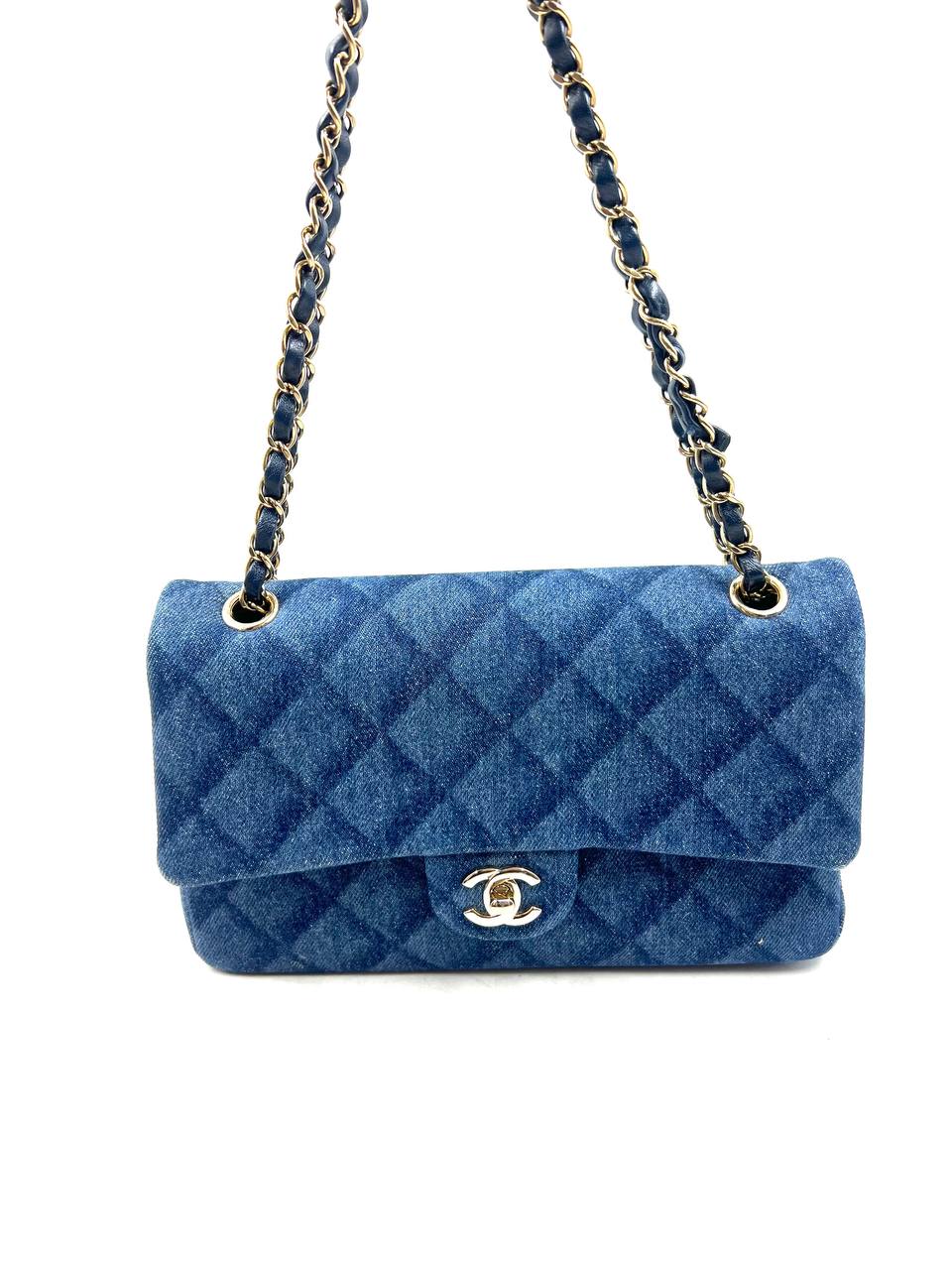 Chanel - Crossbody Bag
