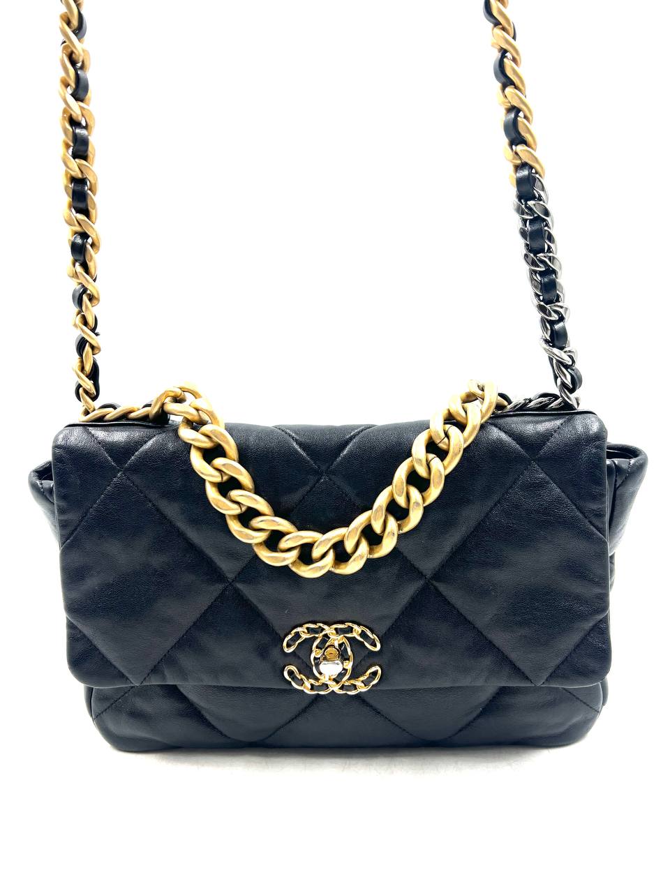 Chanel - Crossbody Bag