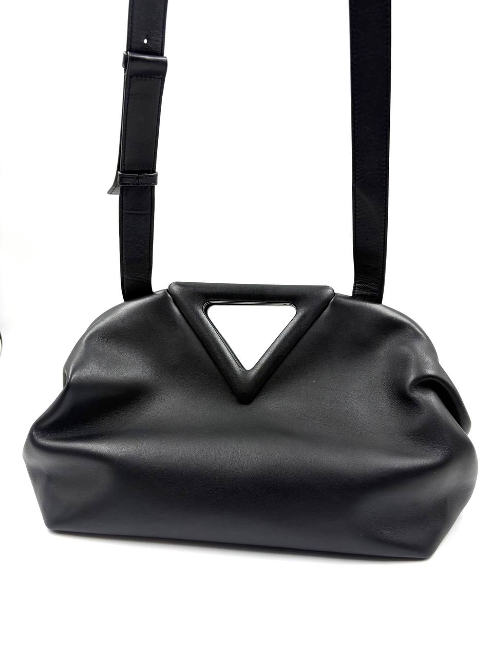Bottega Veneta - clutch