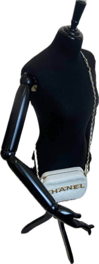 Chanel - crossbody bag