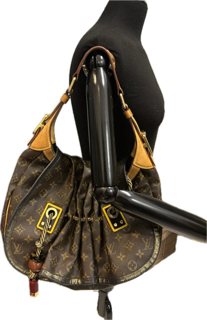 Louis Vuitton - Shoulder Bag