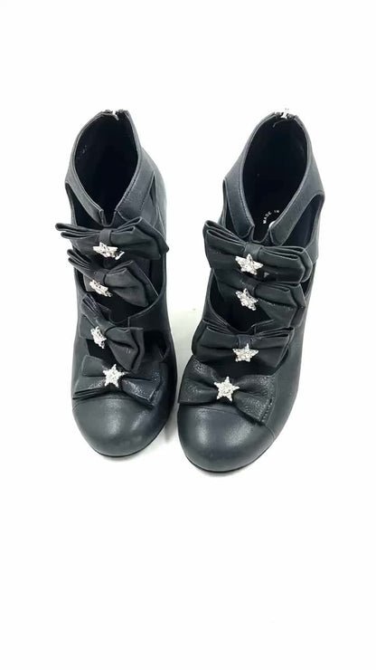 Chanel - high heels