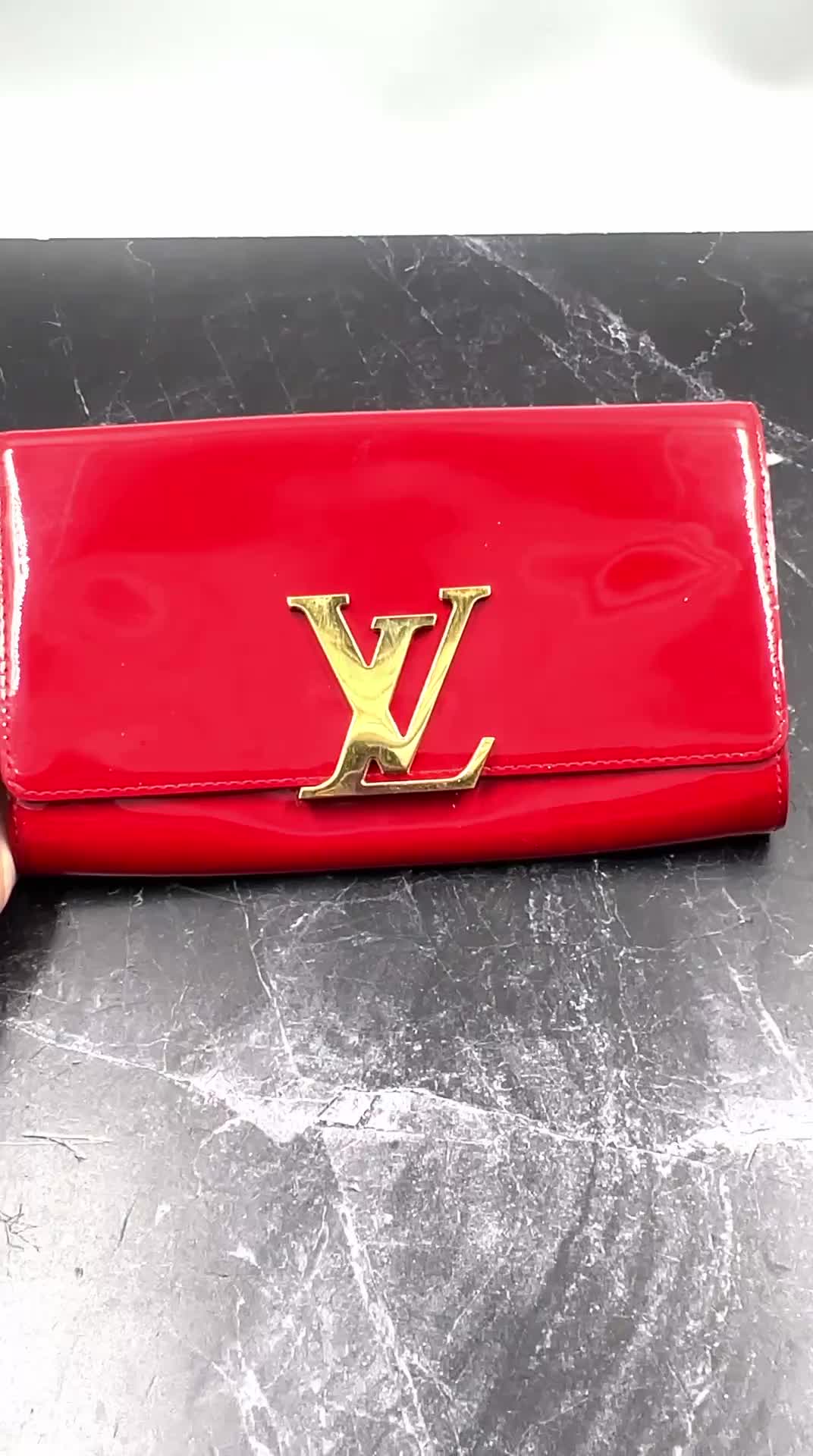 Louis Vouitton - Clutch