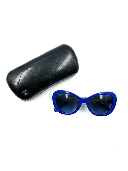 Chanel - sunglasses