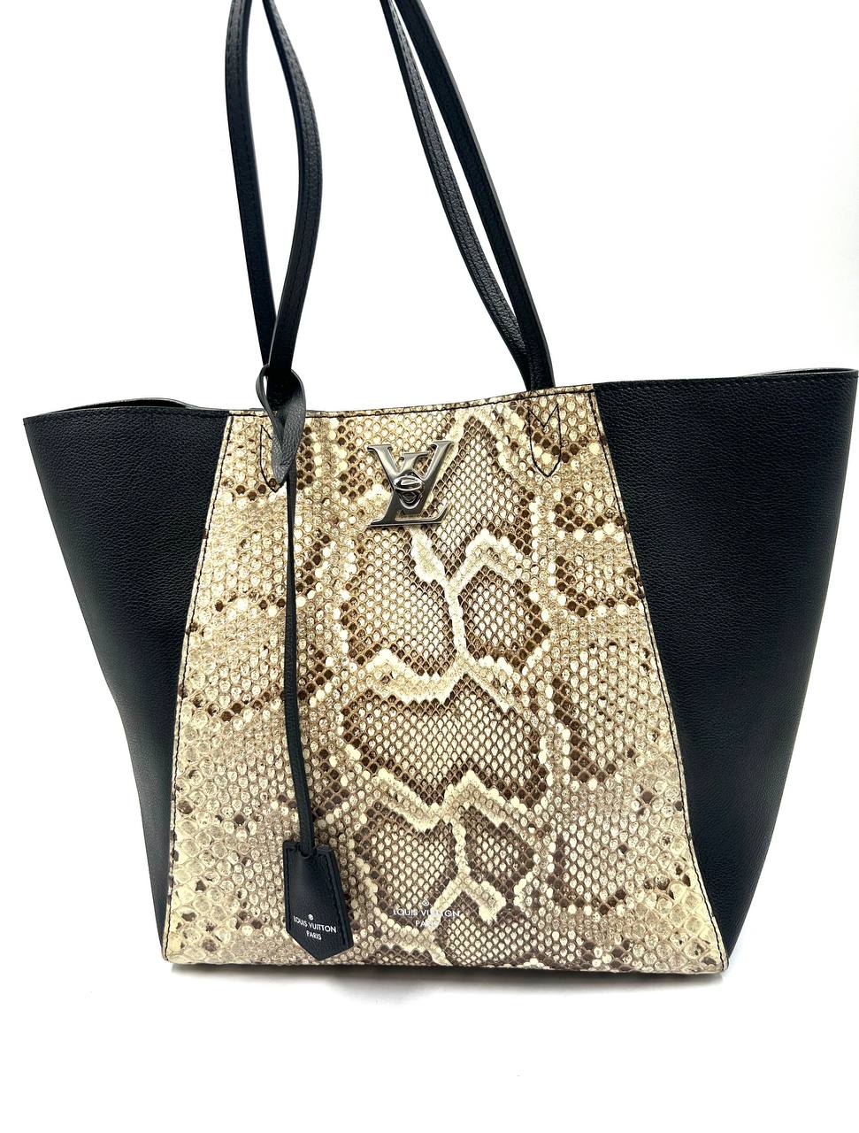 Louis Vuitton - Shoulder bag