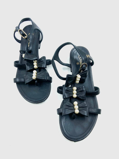 Chanel - sandals 35