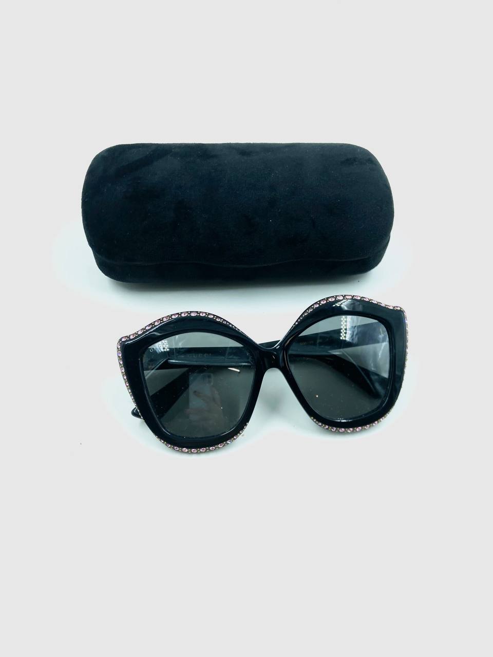 Gucci - sunglasses