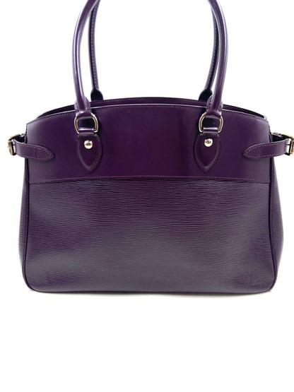Louis Vuitton - bag