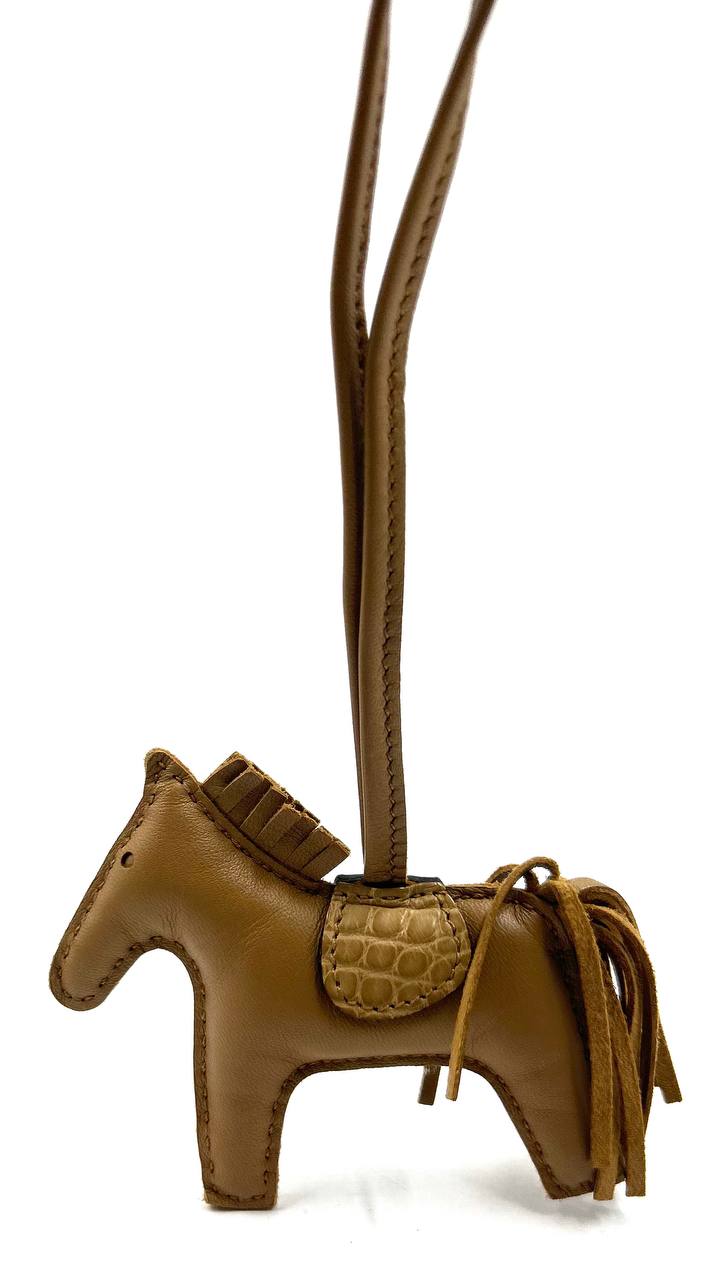 Hermes - charm