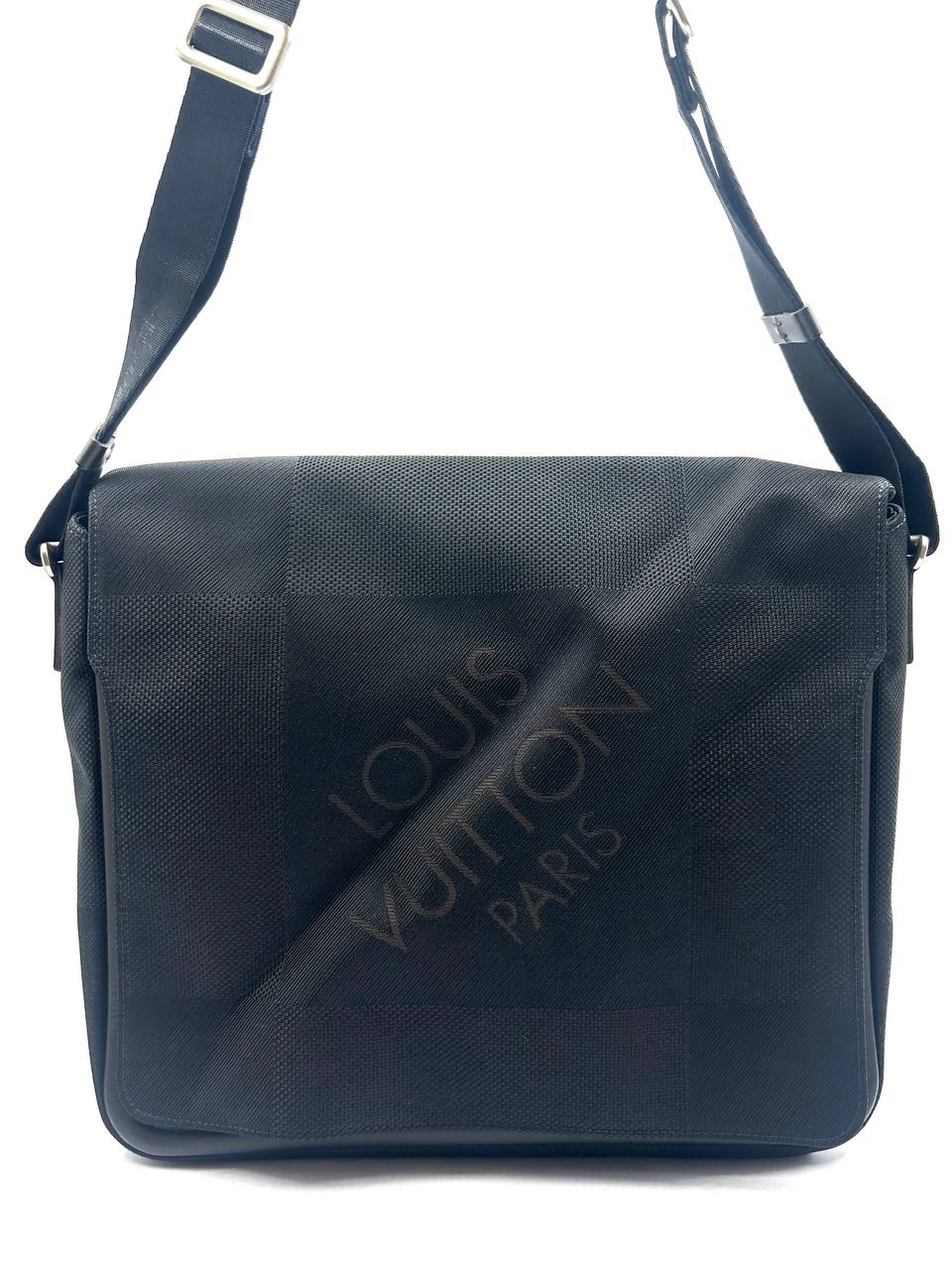 Louis Vuitton- bag