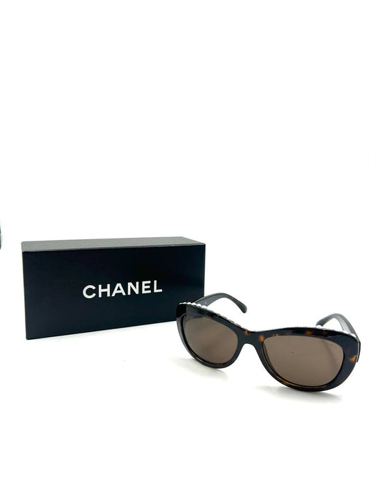 Chanel - sunglasses