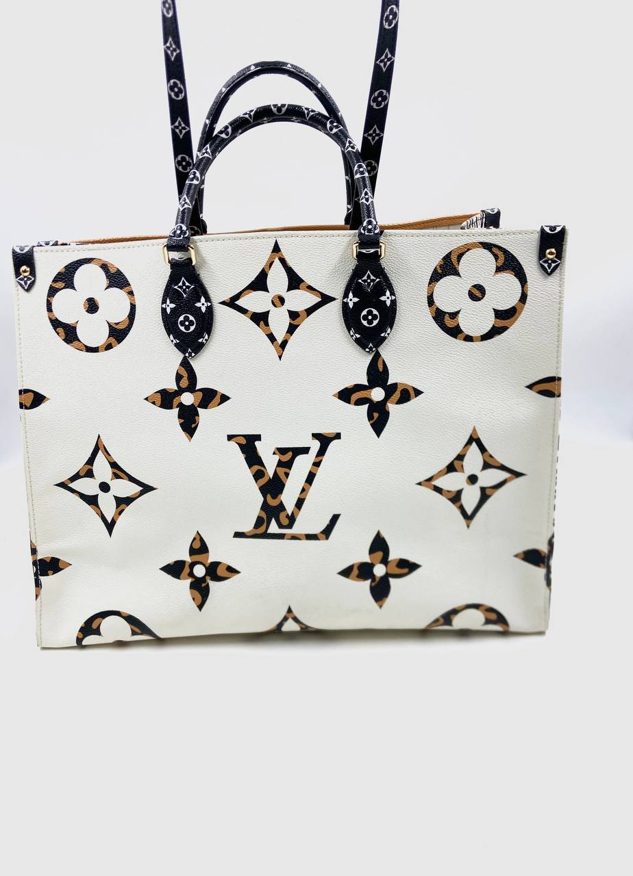 Louis Vuitton - Shoulder Bag