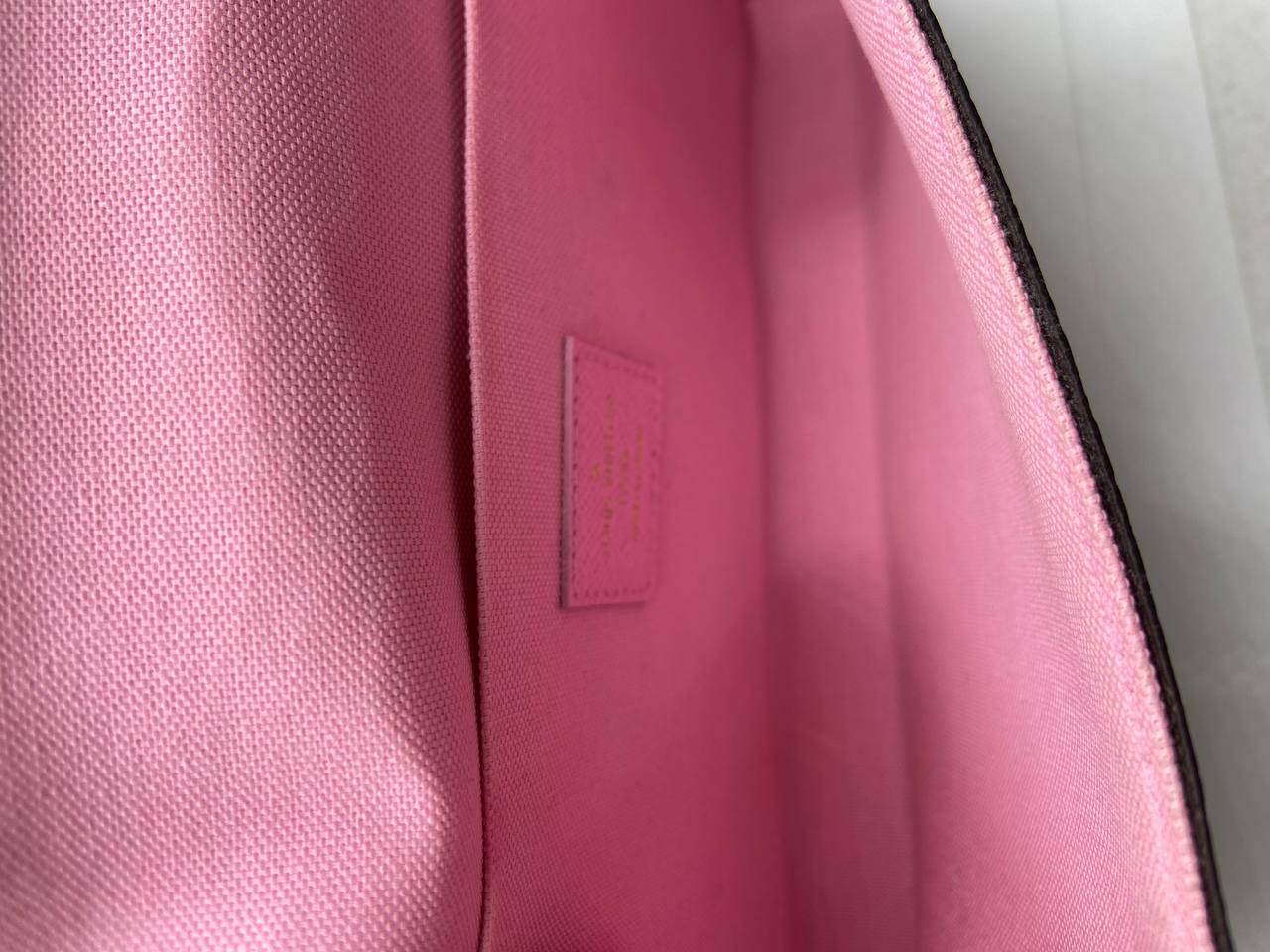 Louis Vuitton - Handbag