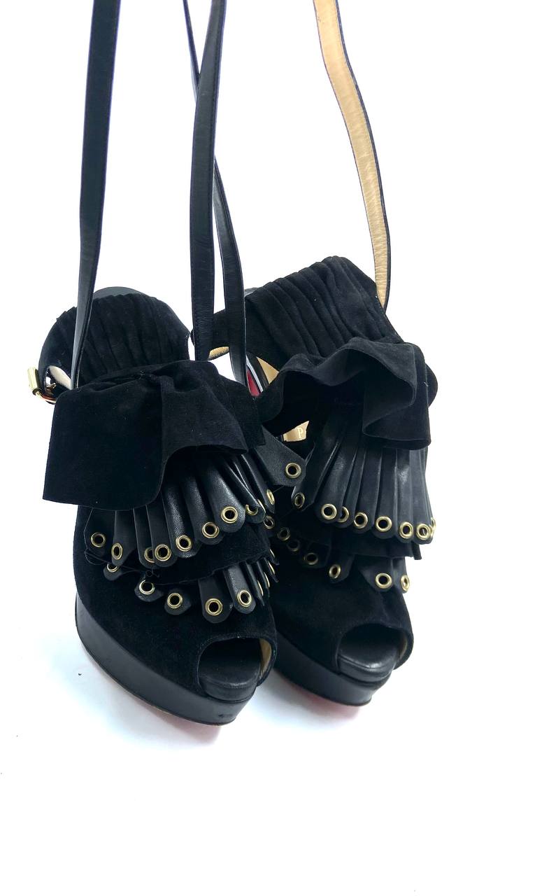 Louboutin - High Heels 38.5