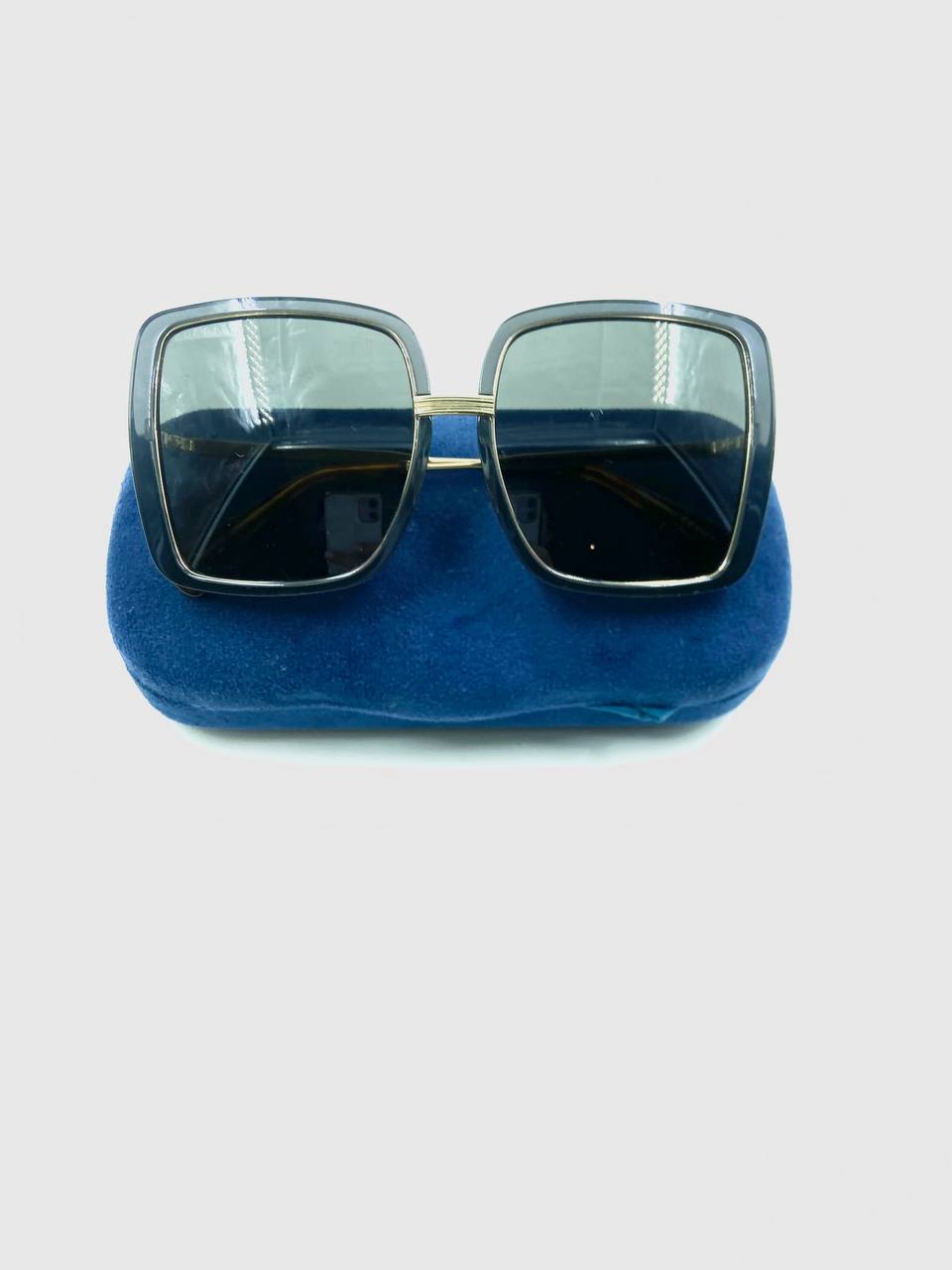 Gucci - Sunglasses