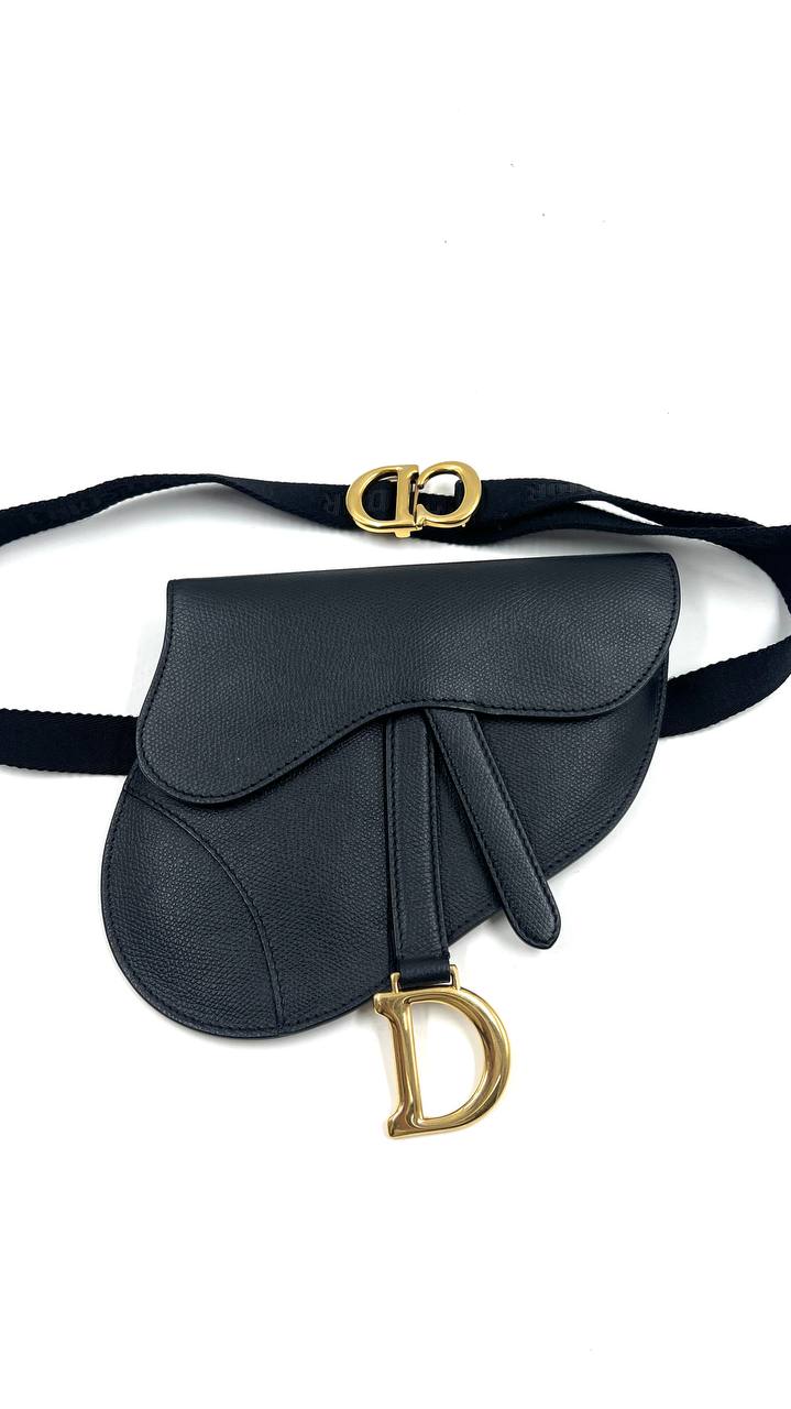 Dior - belt bag
