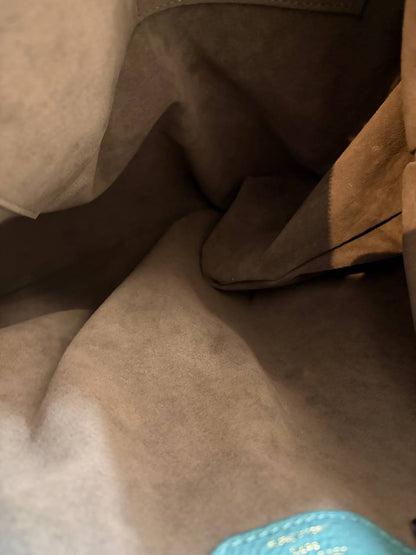 Louis Vuitton - crossbody bag