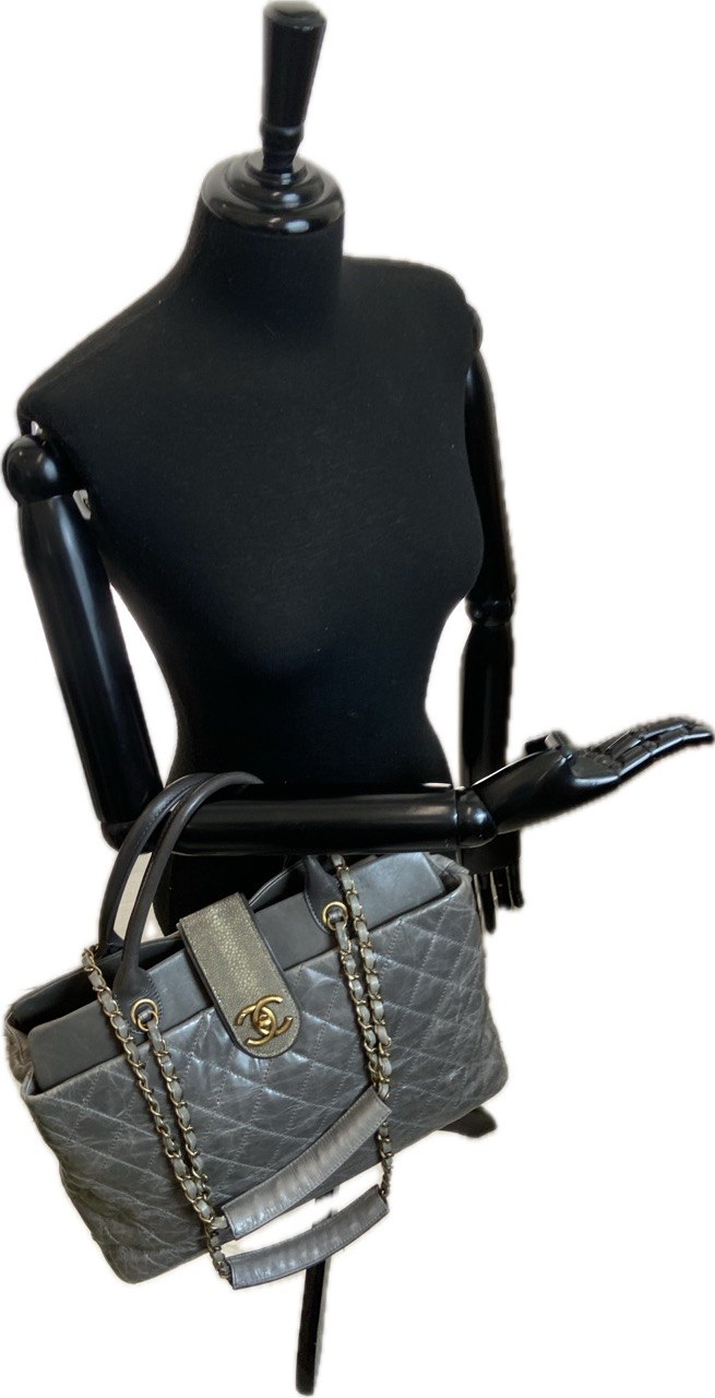 Chanel - bag