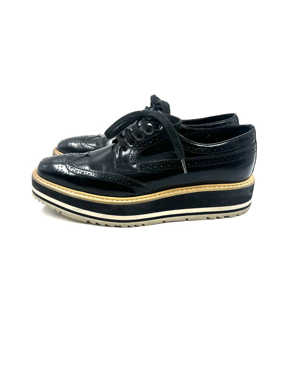 Prada - Loafers - 37